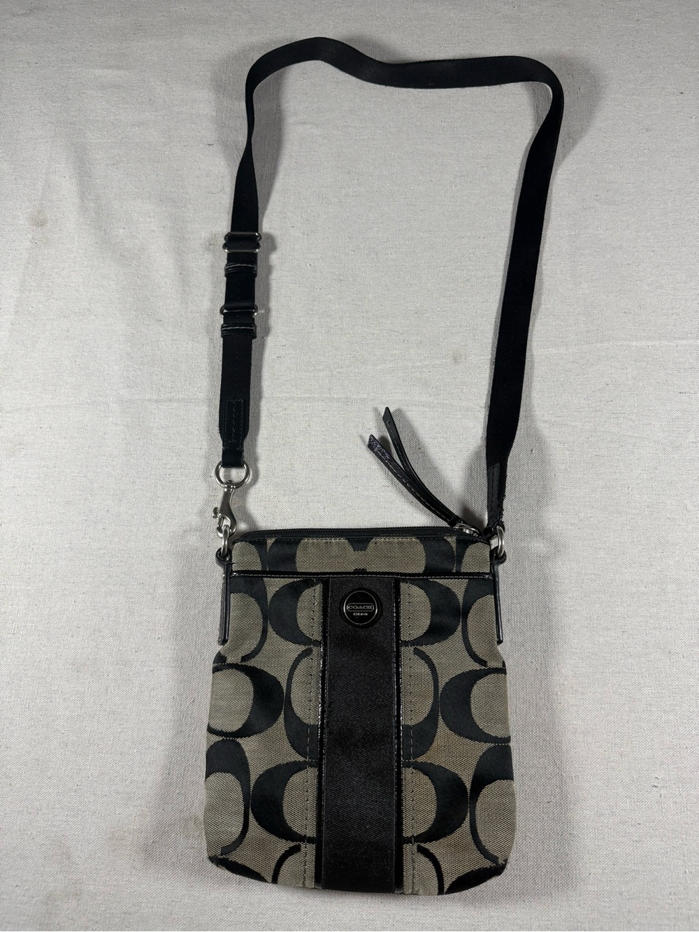 Coach Signature Heritage Stripe Swingpack Crossbody Bag In Black & Grey Jacquard
